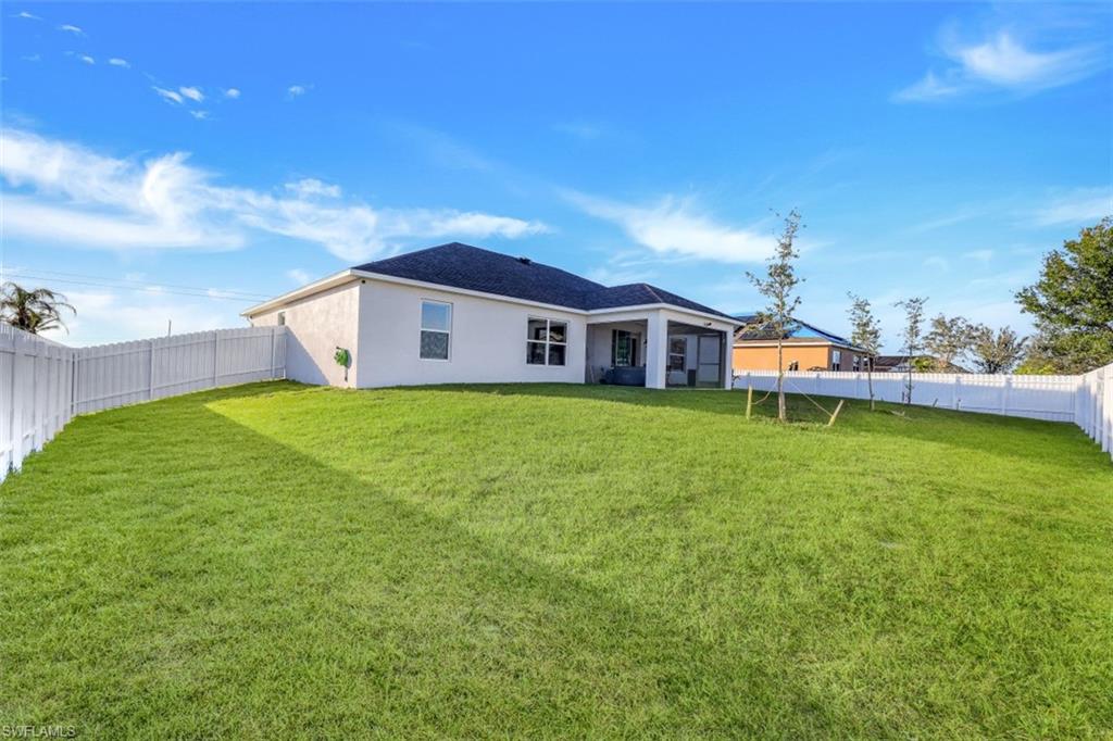 CAPE CORAL - Residential