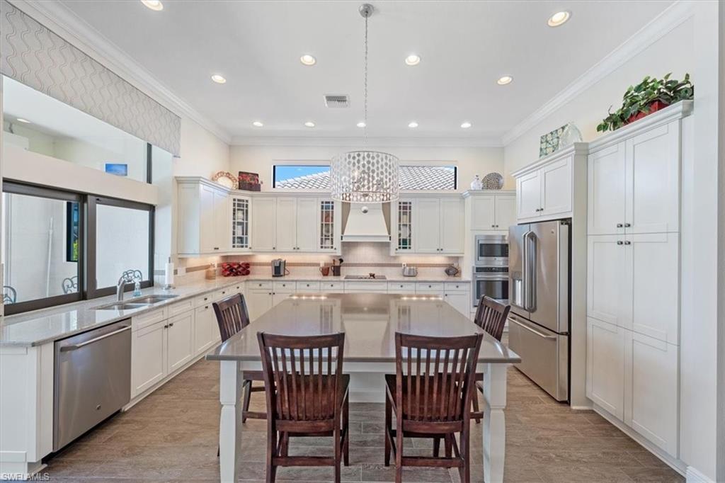 HOLLYBROOK - Residential