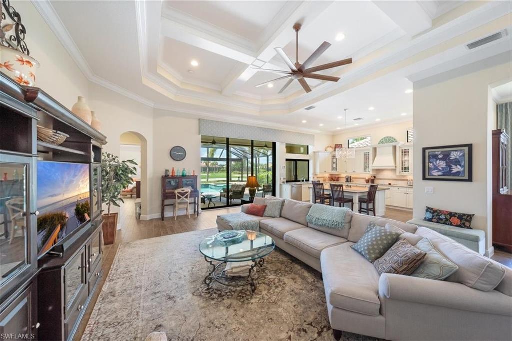 HOLLYBROOK - Residential