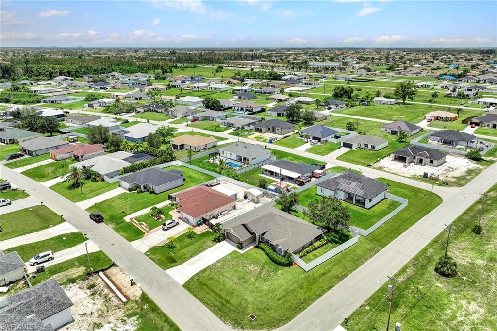 CAPE CORAL - Residential