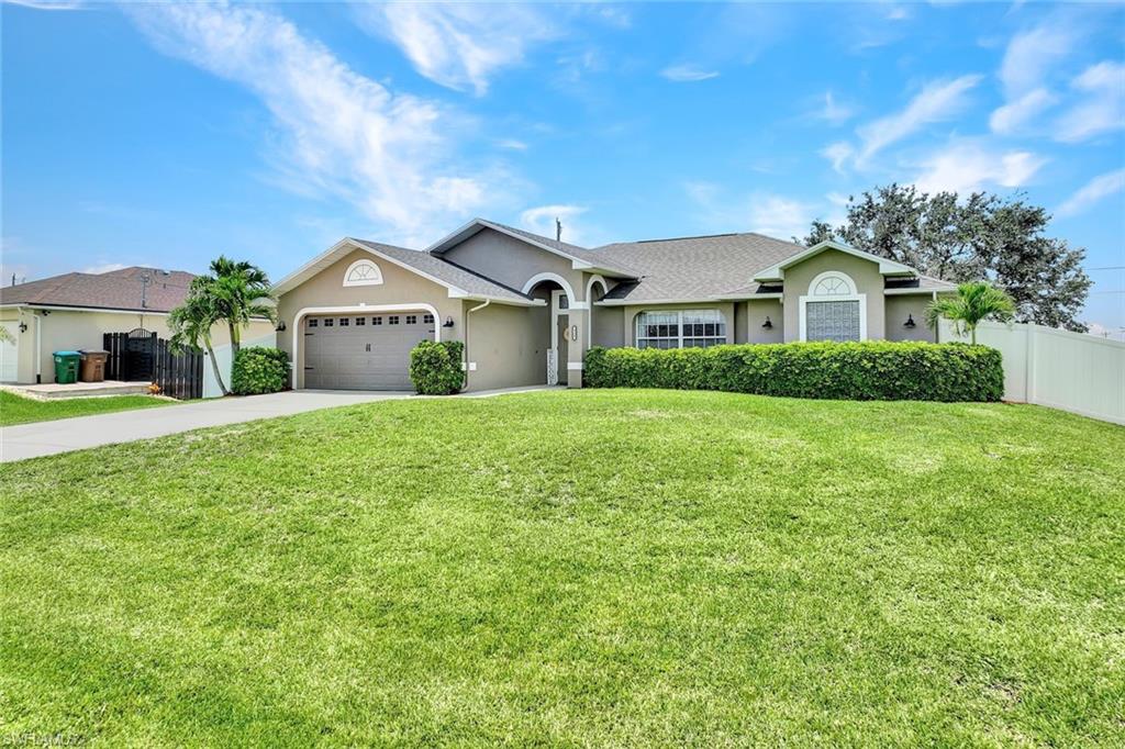 CAPE CORAL - Residential