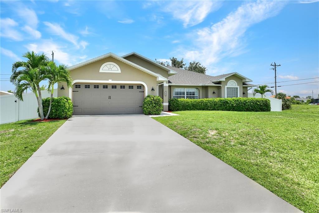 CAPE CORAL - Residential
