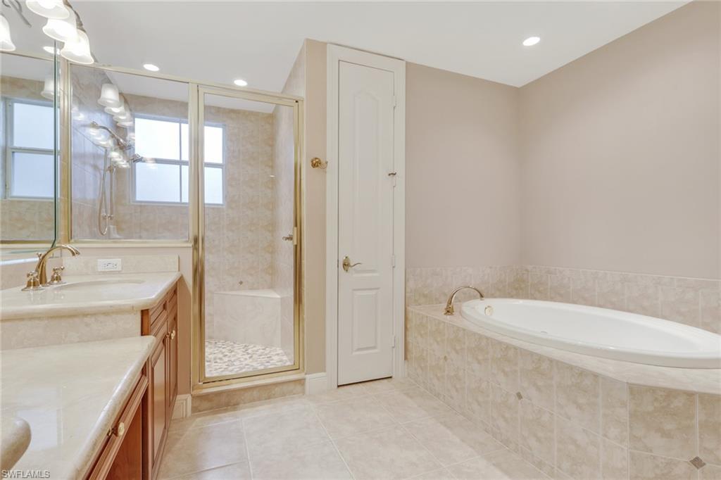 AVELLINO ISLES - Residential