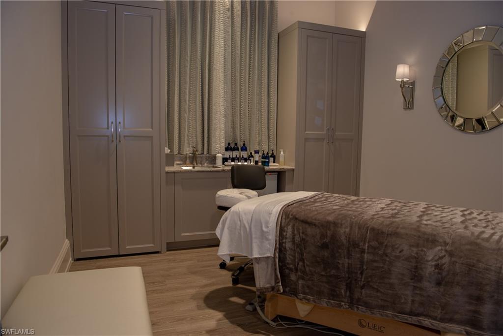 AVELLINO ISLES - Residential