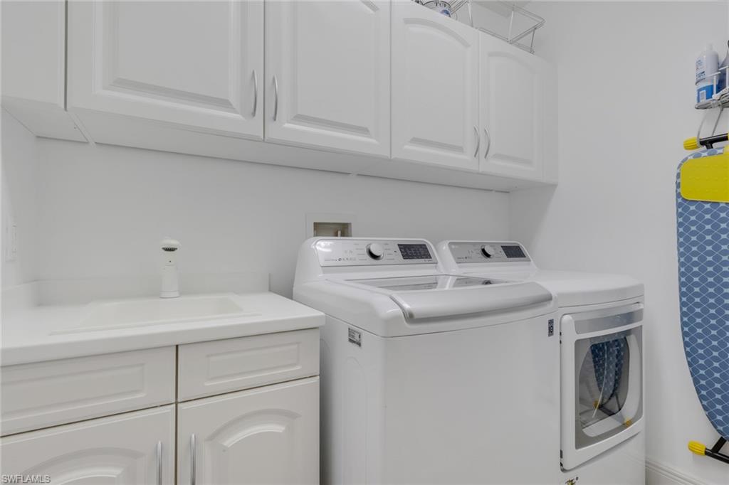 AVELLINO ISLES - Residential