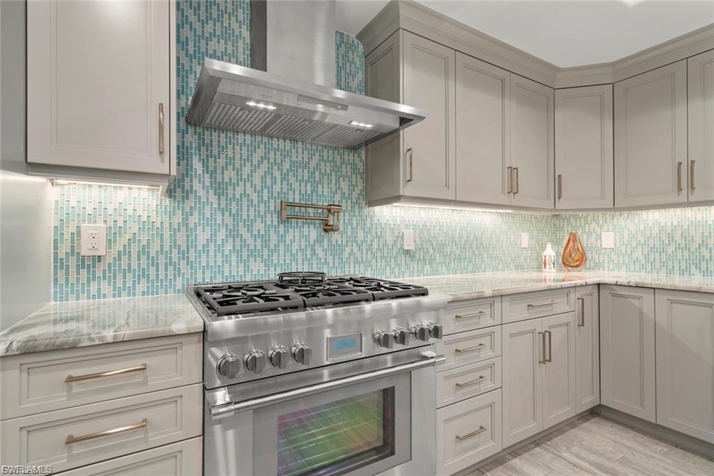 CHATEAUX SUR MER UNREC - Residential