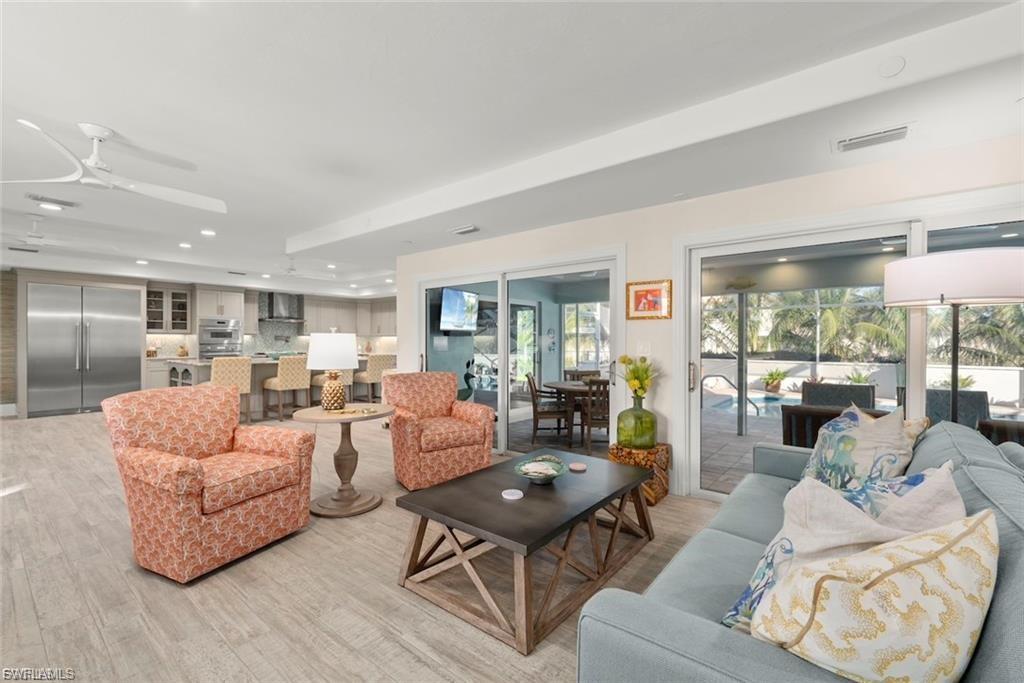 CHATEAUX SUR MER UNREC - Residential