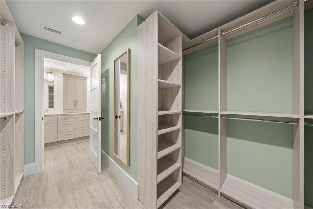 CHATEAUX SUR MER UNREC - Residential