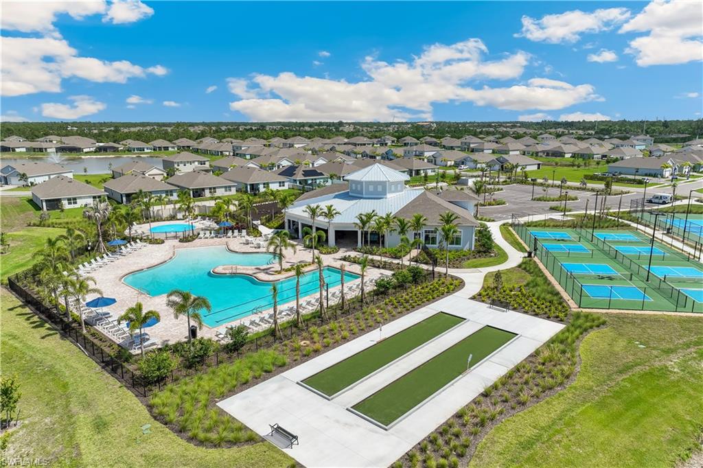 CORAL BAY - Residential