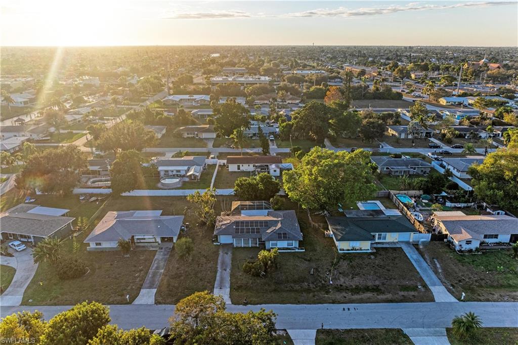 CAPE CORAL - Residential