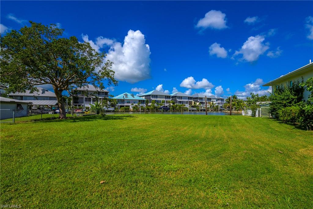 GOODLAND ISLES - Land