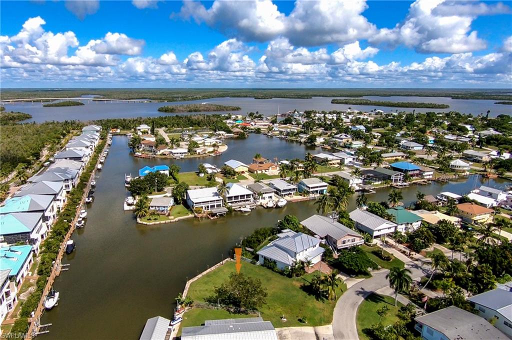 GOODLAND ISLES - Land