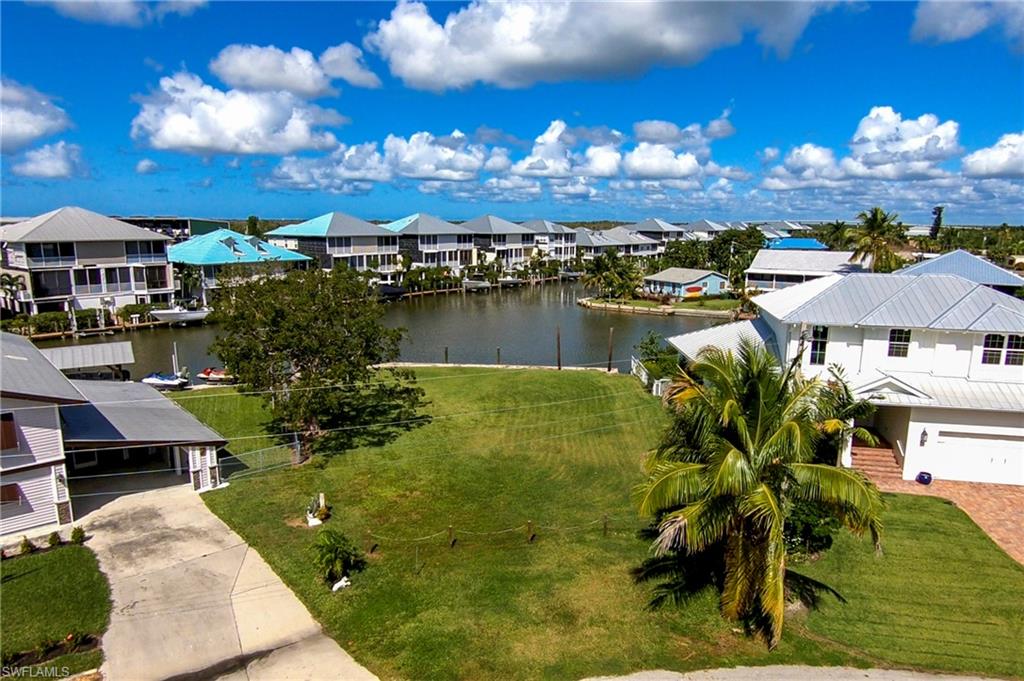 GOODLAND ISLES - Land