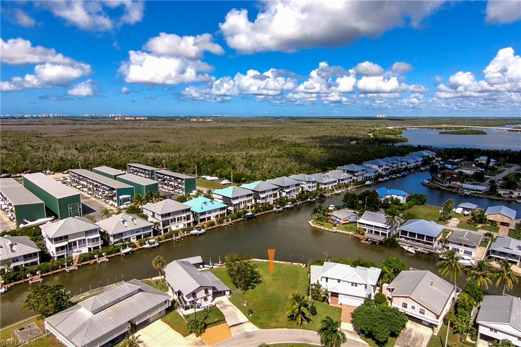 GOODLAND ISLES - Land