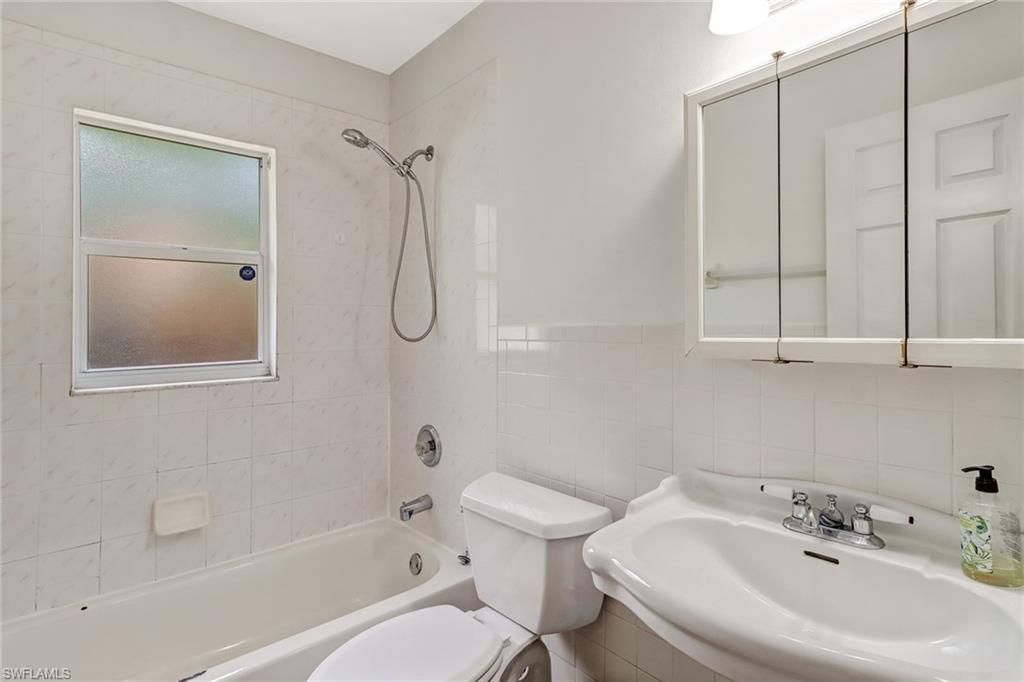 GOLDEN GATE CITY - Residential