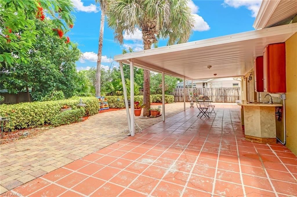 GOLDEN GATE CITY - Residential