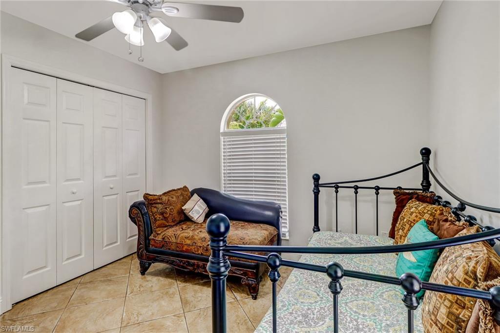 GOLDEN GATE CITY - Residential