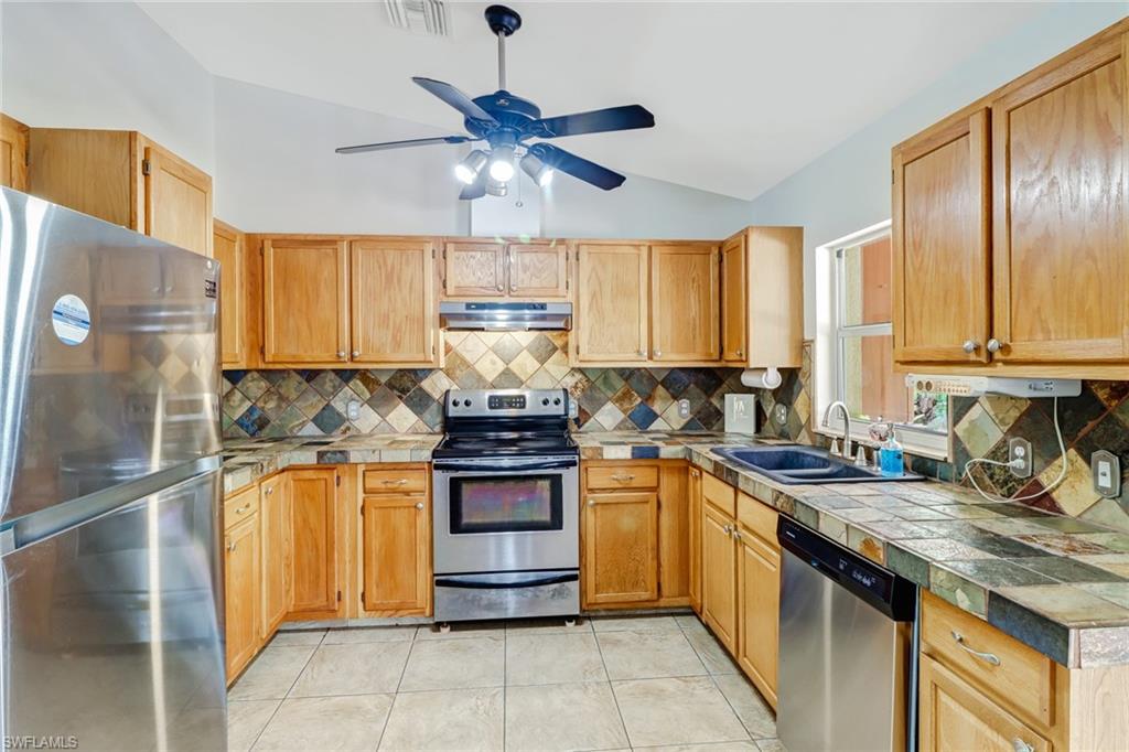 GOLDEN GATE CITY - Residential