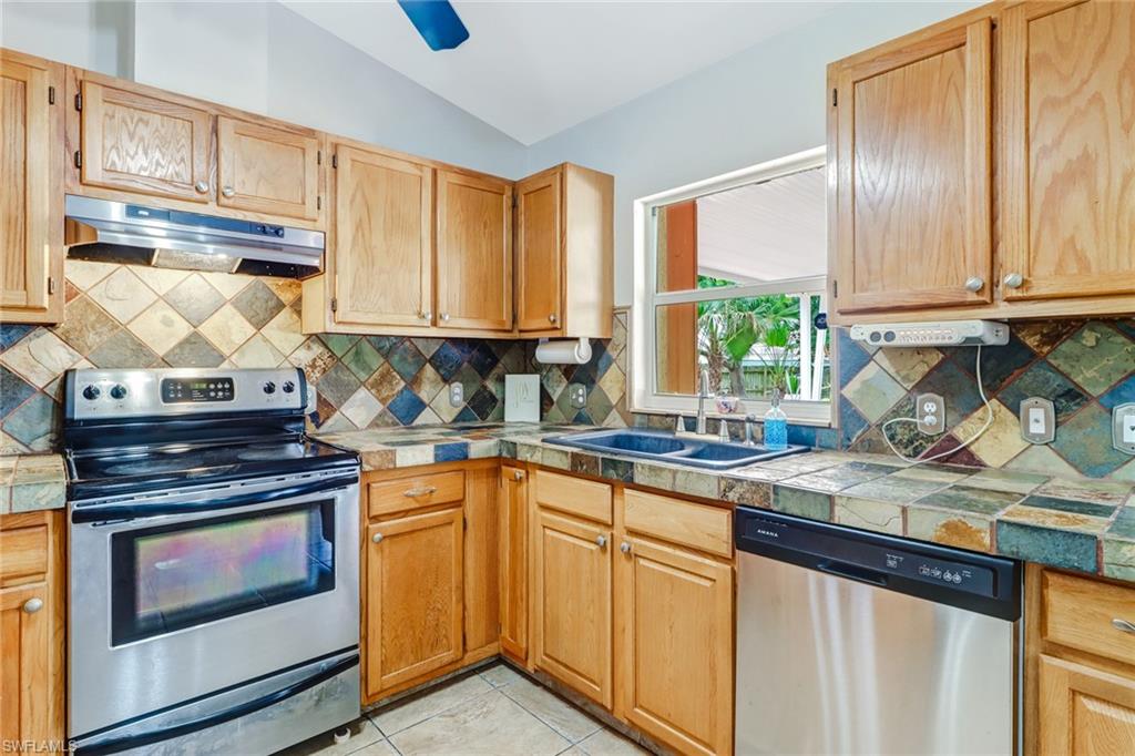 GOLDEN GATE CITY - Residential