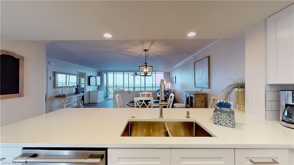 SANIBEL HARBOUR TOWER CONDO - Residential