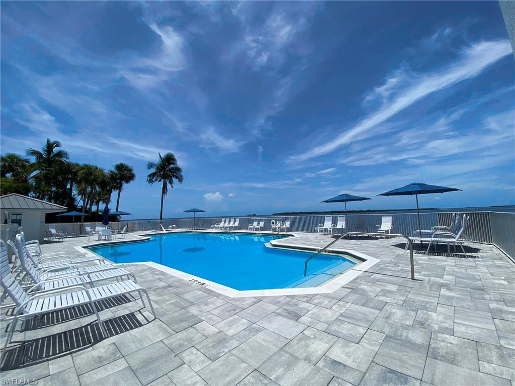 SANIBEL HARBOUR TOWER CONDO - Residential