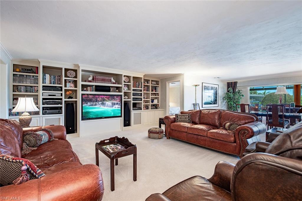 ROYAL HARBOR - Residential