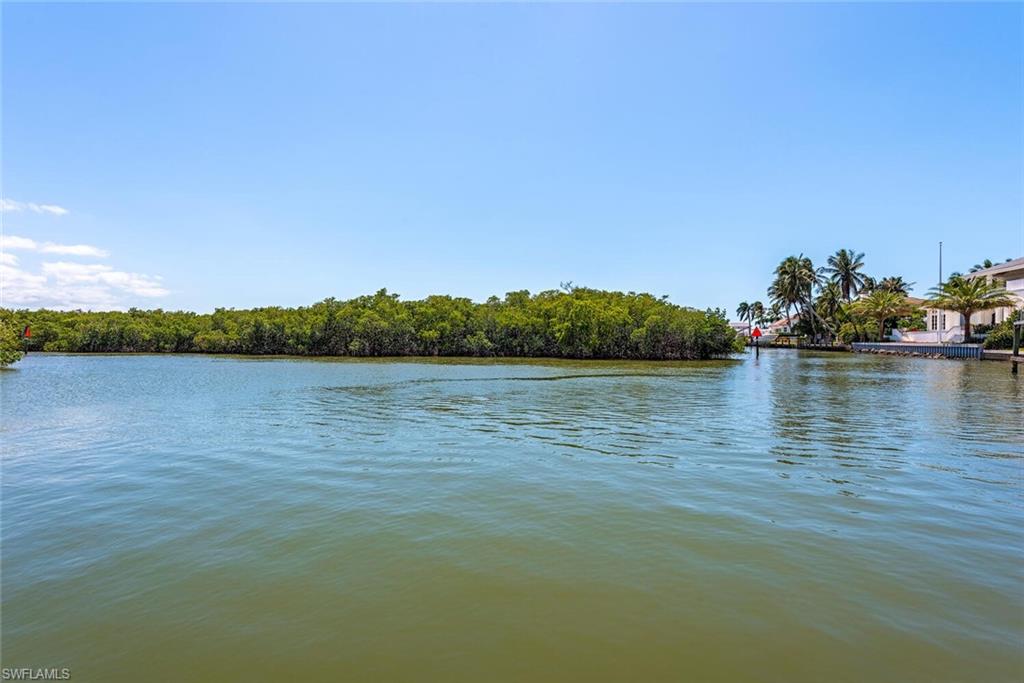 ROYAL HARBOR - Residential