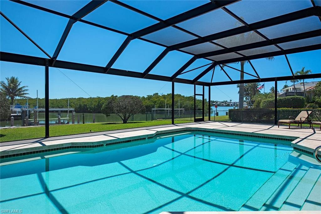 ROYAL HARBOR - Residential