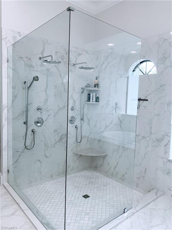 LIVINGSTON WOODS - Residential