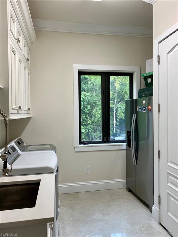 LIVINGSTON WOODS - Residential