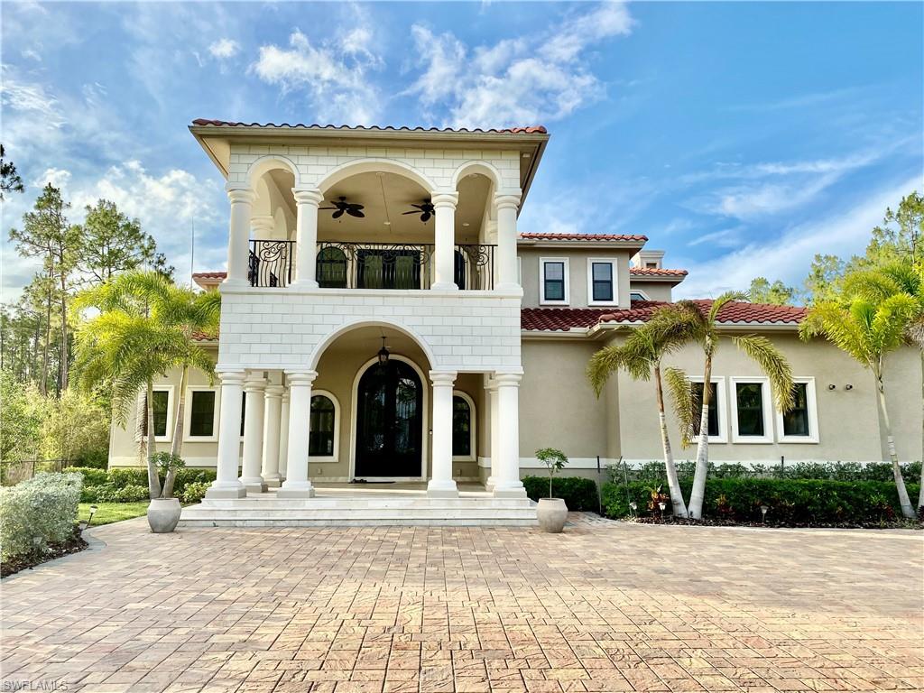 LIVINGSTON WOODS - Residential