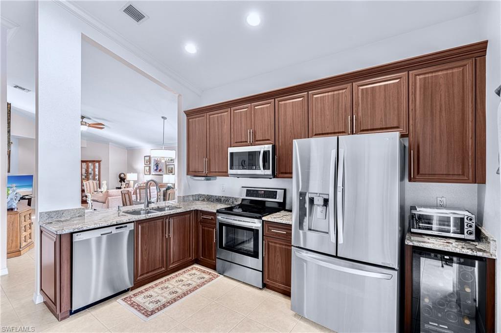 CASCADES AT ESTERO - Residential