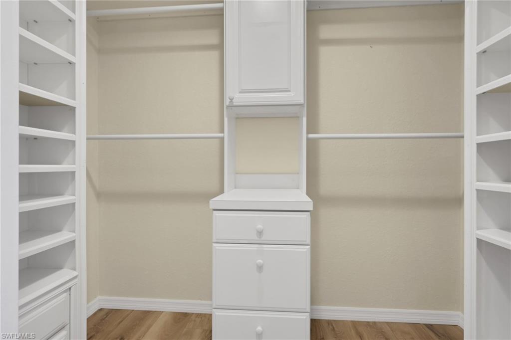 BISCAYNE - Residential