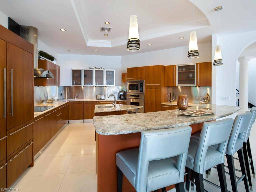 MARCO BEACH - Residential