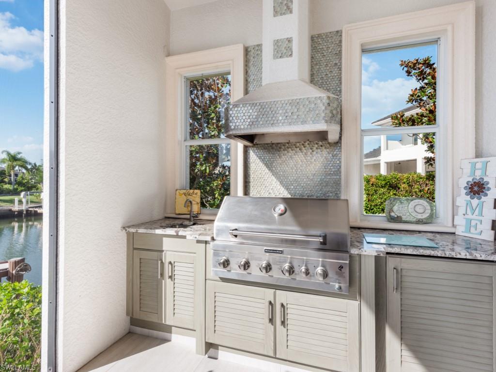 MARCO ISLAND - Residential