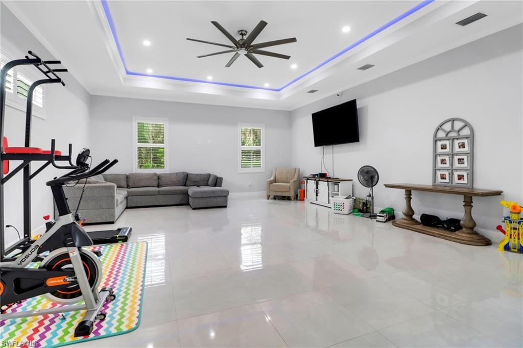 GOLDEN GATE ESTATES - Residential