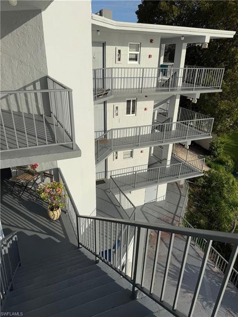 7105 W 13th AVE 402 HIALEAH FL 33014