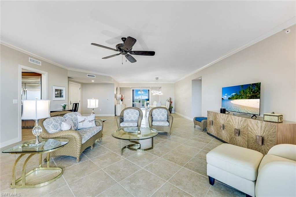 1050 Borghese LN 605