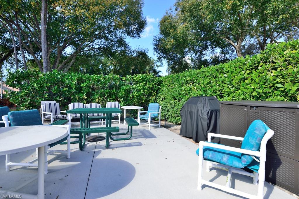 VILLAGES ON LAKE AUGUSTA - Residential