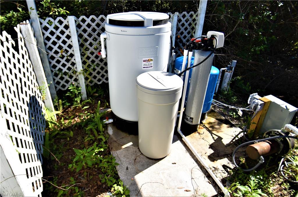 TROPICAL GULF ACRES - Residential