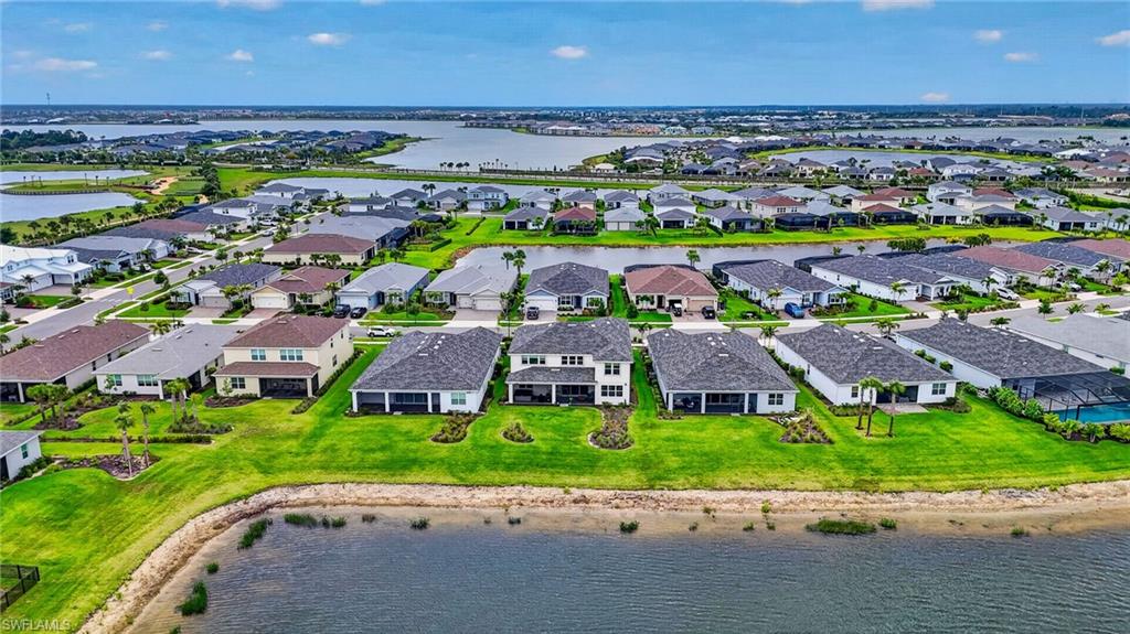 NORTHRIDGE - Residential