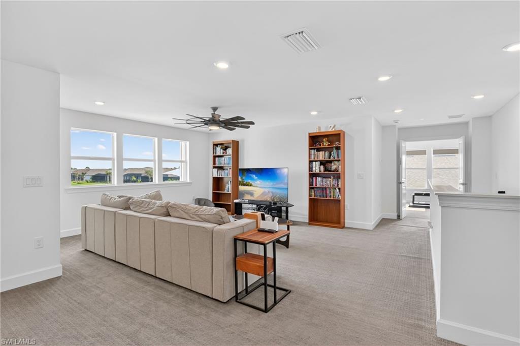 NORTHRIDGE - Residential