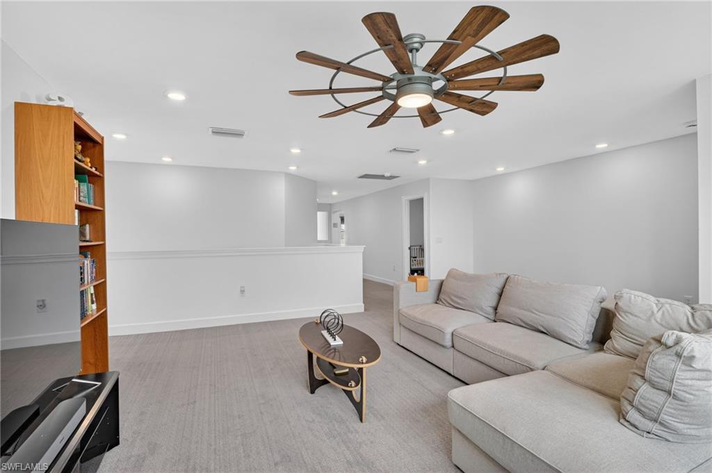 NORTHRIDGE - Residential