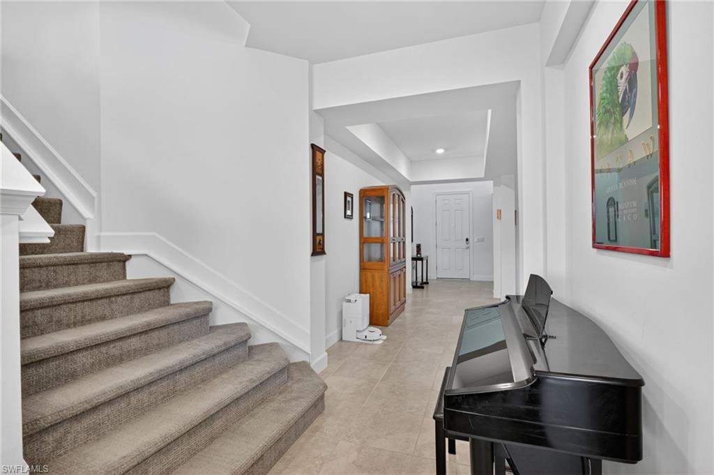 NORTHRIDGE - Residential