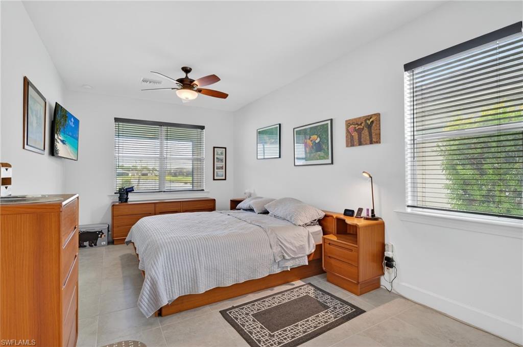 NORTHRIDGE - Residential