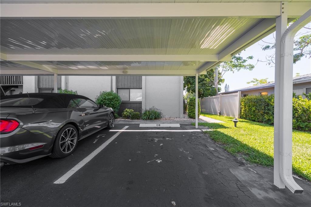 LE GRAND MARQUIS CONDO - Residential