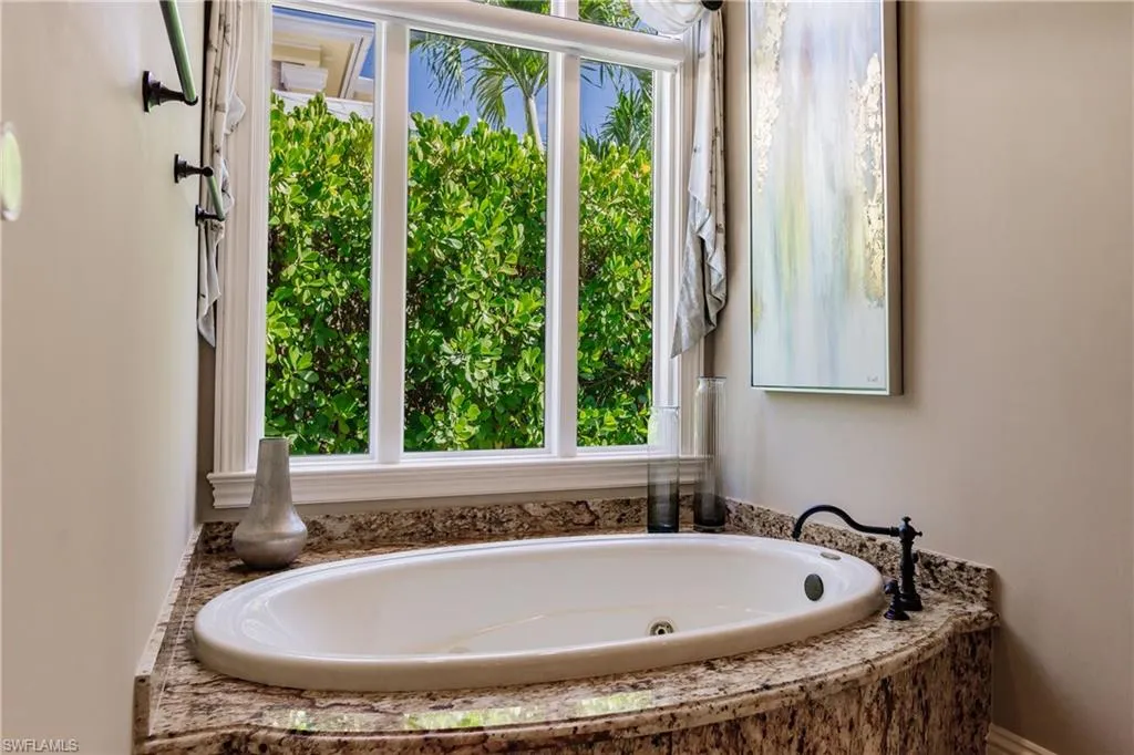 Naples, Florida 34102, United States, 4 Bedrooms Bedrooms, ,5 BathroomsBathrooms,Residential,Active,72180