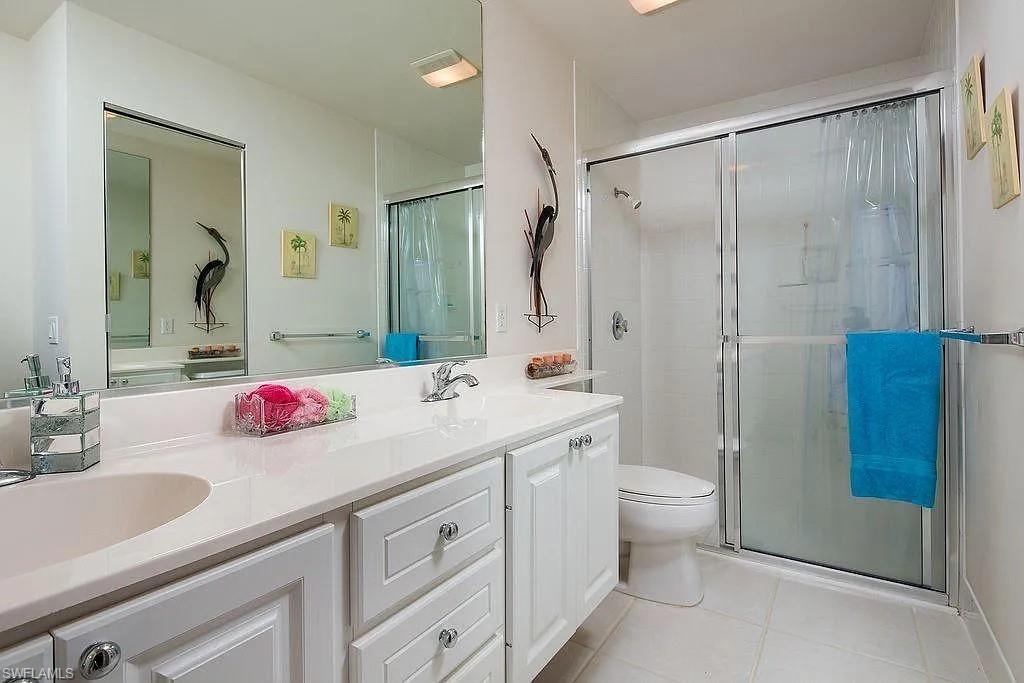 ISLAND WALK - Residential Lease