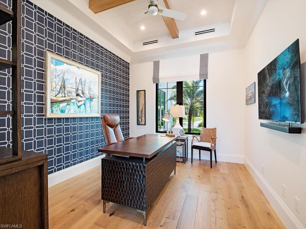 MOORINGS - Residential