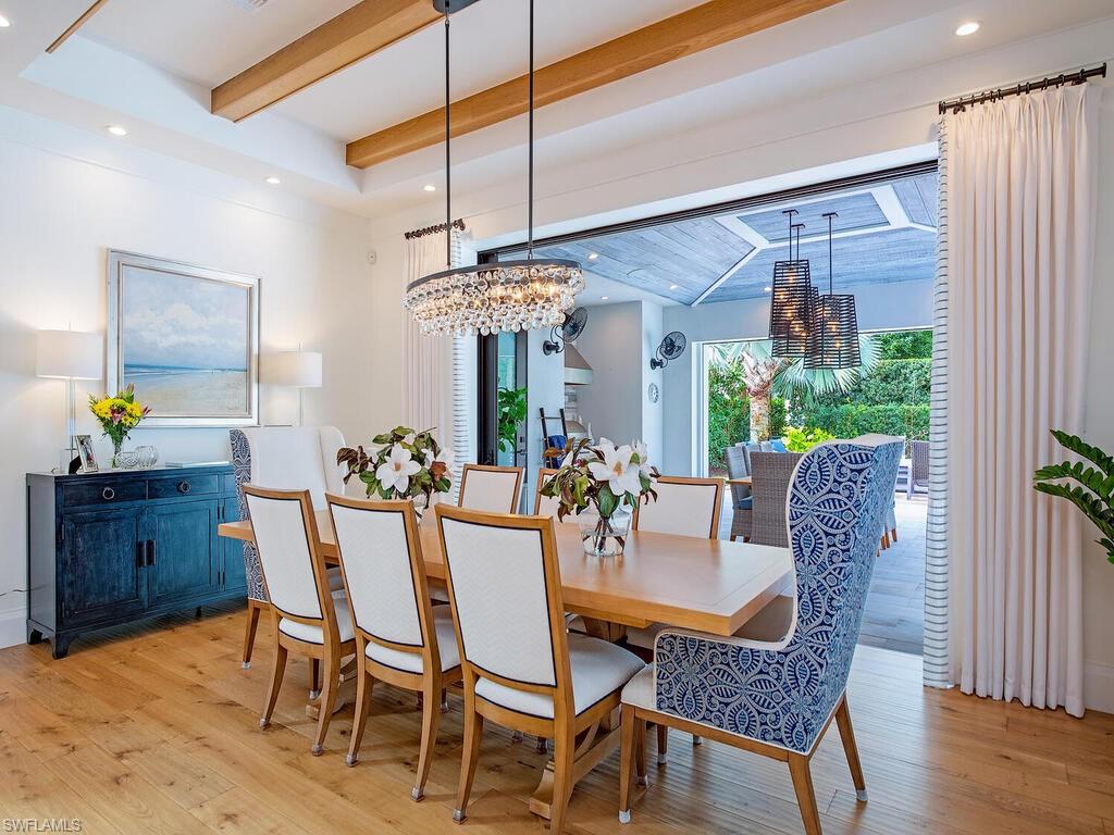 MOORINGS - Residential